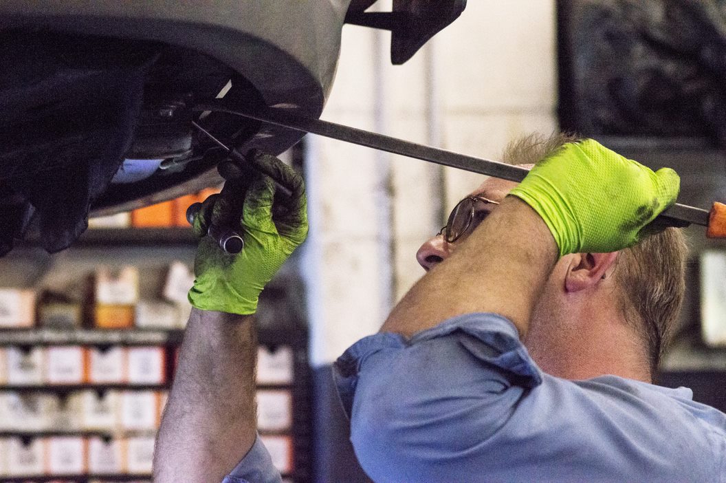 Hazards in the Automotive Industry: Auto Shop Chemicals