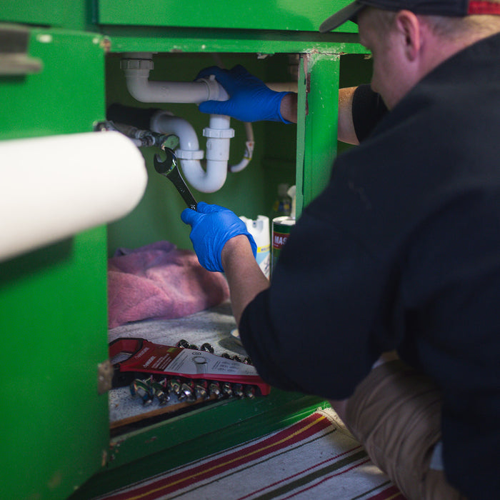 The Benefits of Disposable Nitrile Gloves