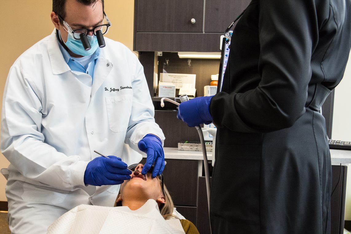 Here’s Why Disposable Gloves Are a Staple for Dentistry